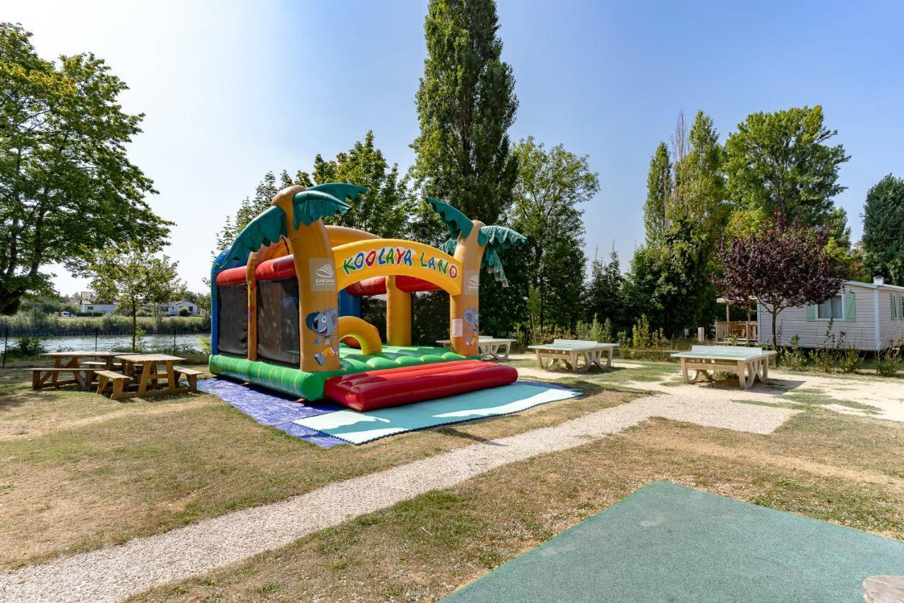 Hotel Camping International De Maisons-Laffitte Exteriér fotografie
